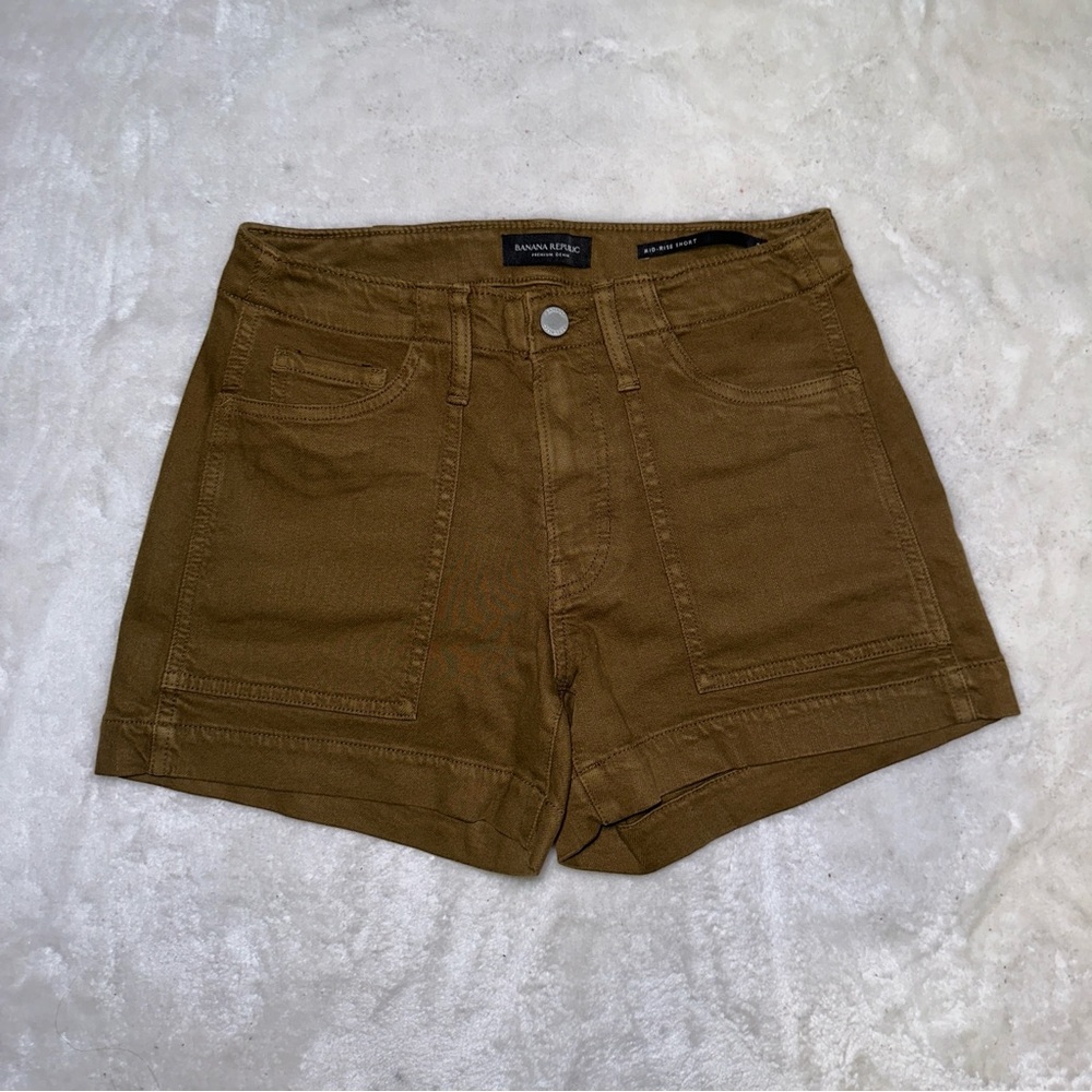 Banana Republic Brownish Green Mid-Rise Utility Shorts Size 26
